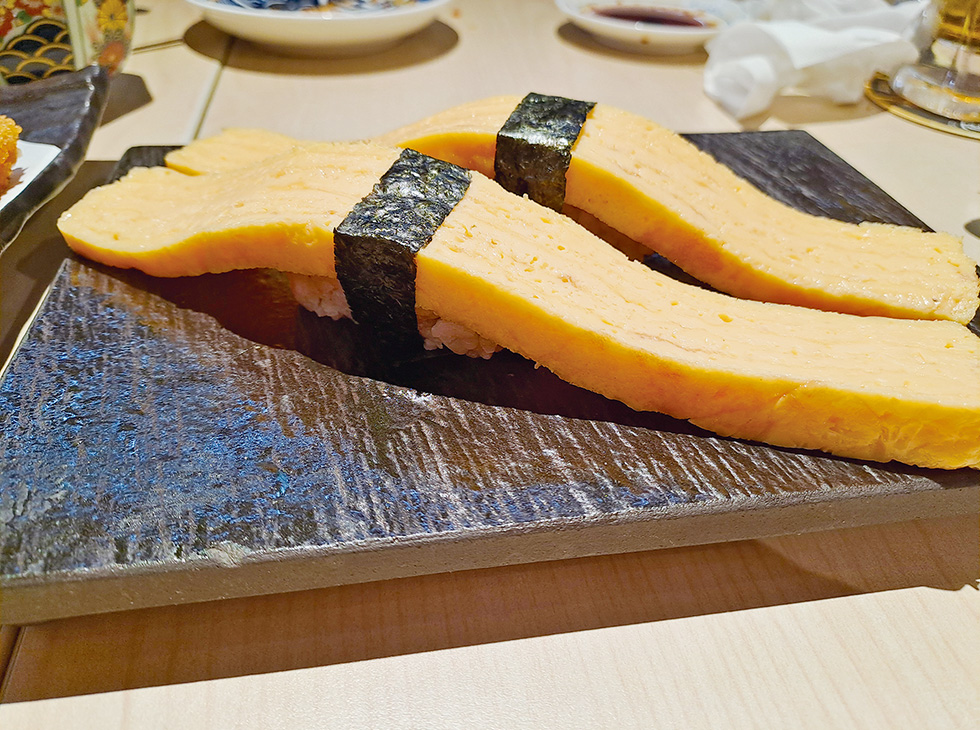 写真6 現地日系レストランで提供されているたまご寿司